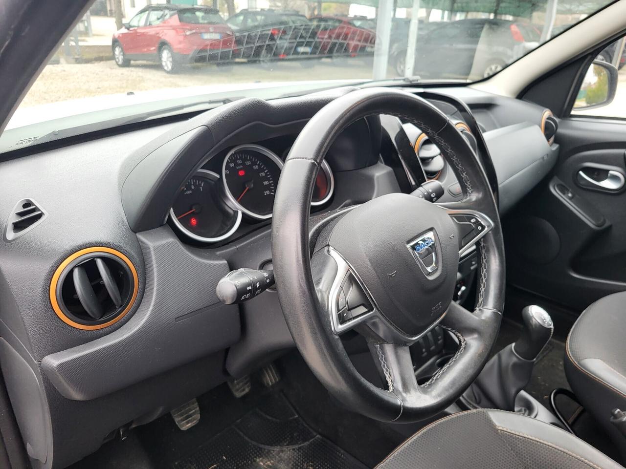 Dacia Duster 1.6 115CV Start&Stop 4x2 GPL Lauréate