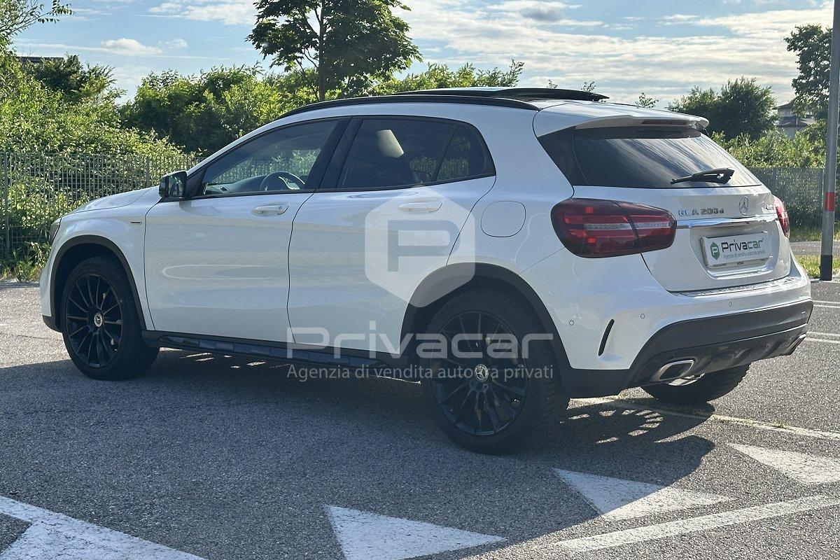 MERCEDES GLA 200 d Automatic 4Matic Premium