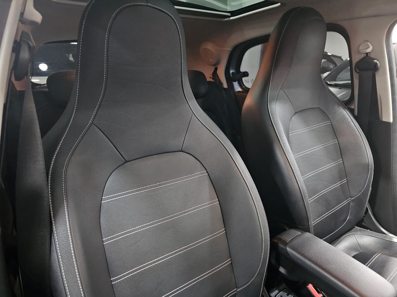 NUOVA SMART FORFOUR BRABUS STYLE EXCLUSIVE EDITION 0.9 BENZ 90CV TWINAMIC