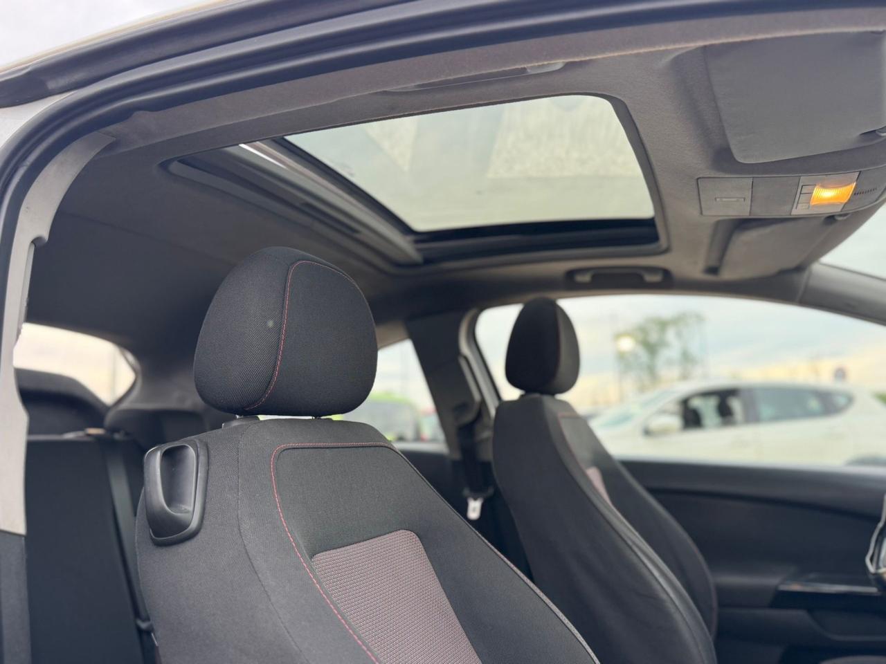 Opel Corsa 1.2 3 porte Sport Neopatentati