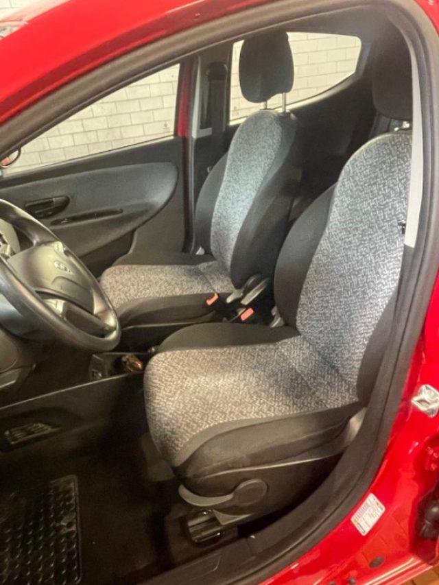 LANCIA Ypsilon 1.2 69 CV 5 porte GPL Silver