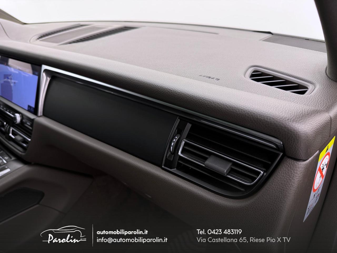 Porsche Macan 2.0 245cv pdk Tetto-Black pack