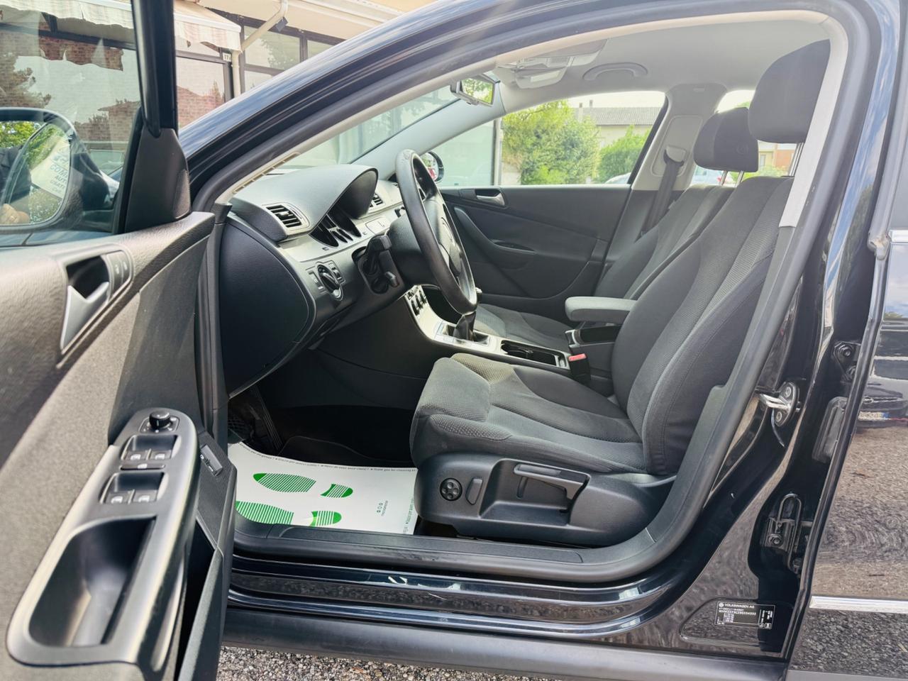 Volkswagen Passat 2.0 TDI DPF Var. Ok NEOPATENTATI