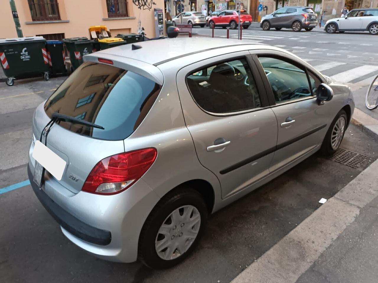 Peugeot 207 - APERTI AD AGOSTO