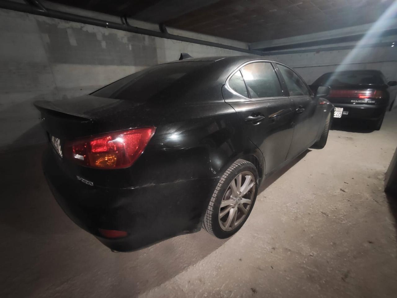 Lexus 220D 2.2 177CV