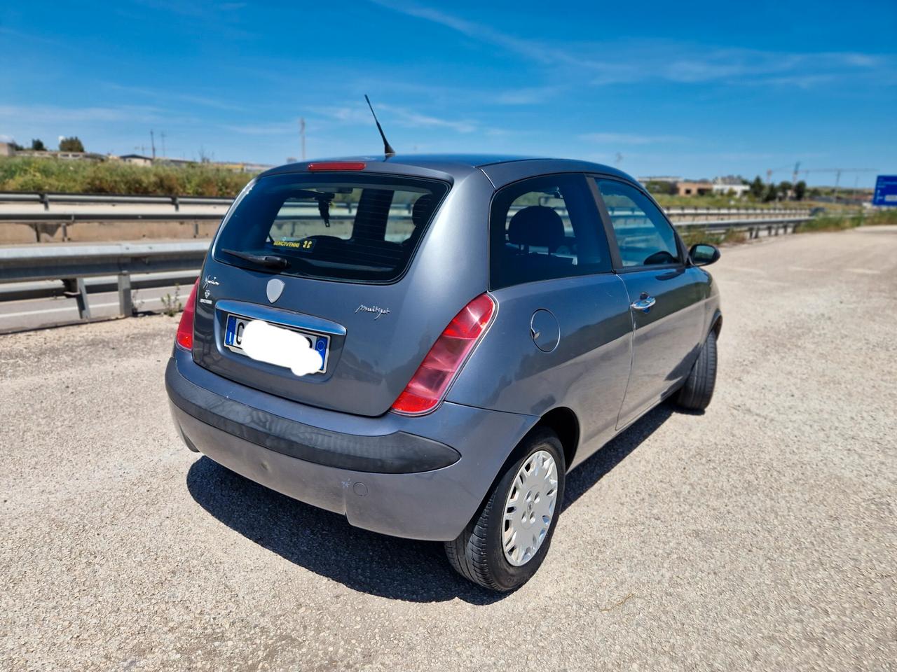 Lancia Ypsilon 1.3 Multijet 16V Argento