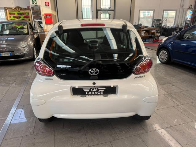 TOYOTA Aygo 1.0 12V VVT-i 5 porte Active Connect
