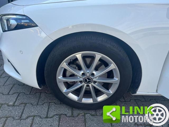 MERCEDES-BENZ A 200 Sport