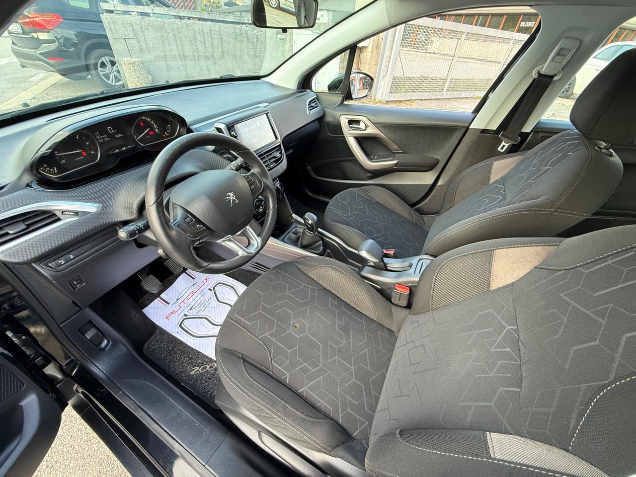Peugeot 2008 BlueHDi 75CV NEOPATENTATI