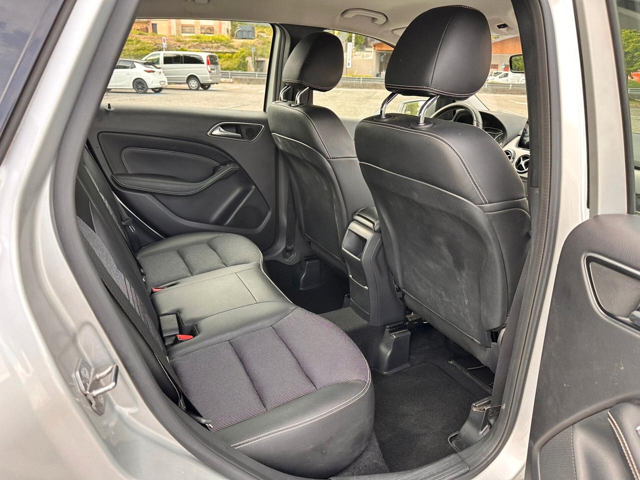 Mercedes-benz B 200 180 d Automatic Sport