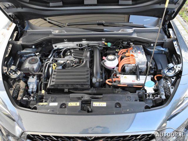 CUPRA Formentor 1.4 e-Hybrid DSG Plug-in solo 13.000 km!!!