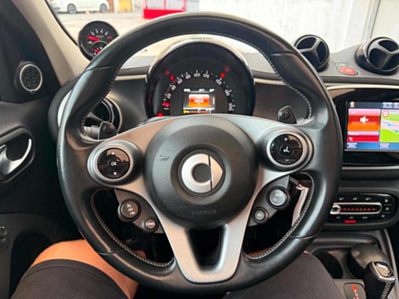 Smart ForFour BRABUS 109 cv Cabrio - Xclusive 0.9 Turbo