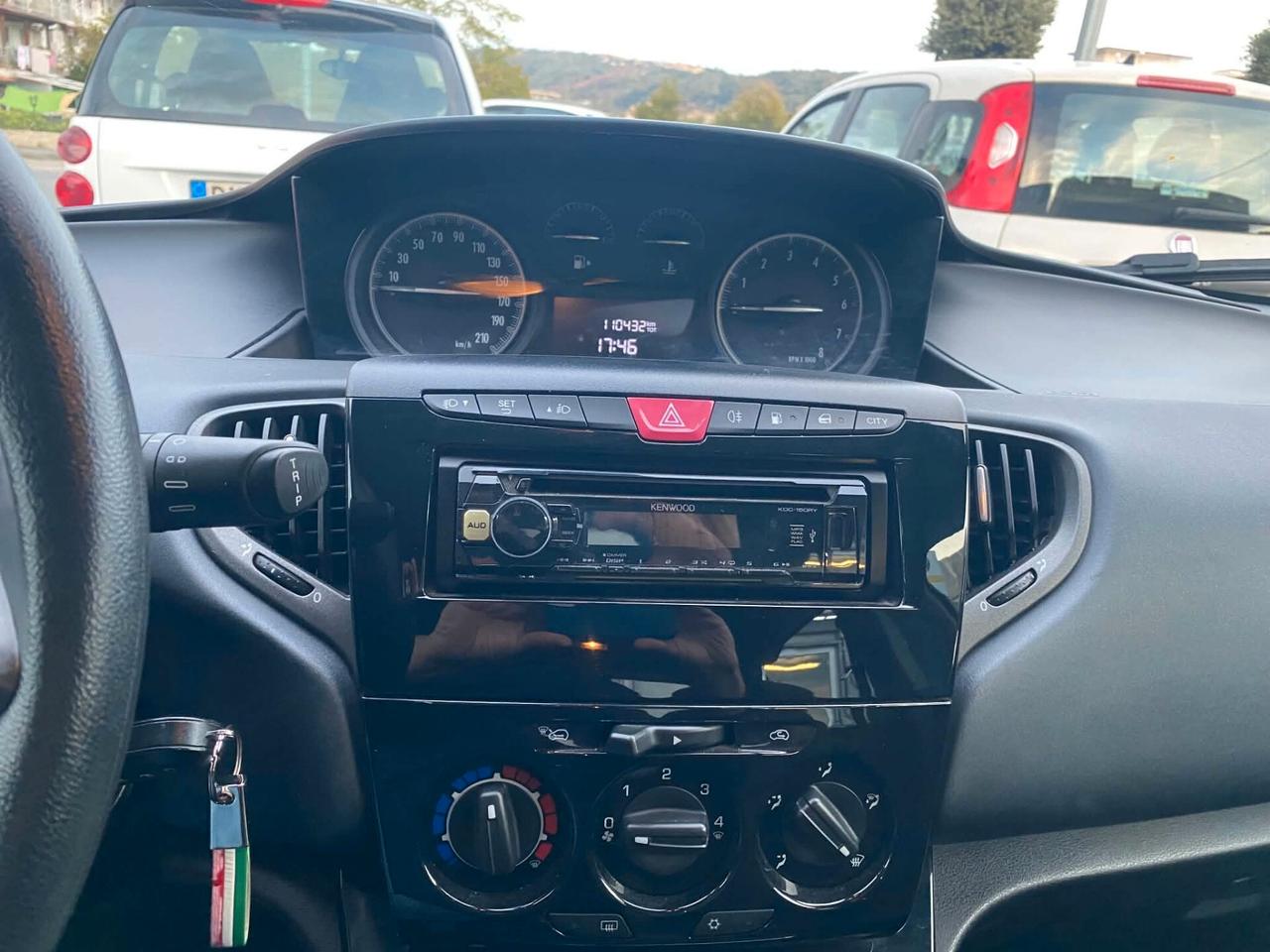 Lancia Ypsilon 0.9 TwinAir 85 CV 5 p PROMOZIONE