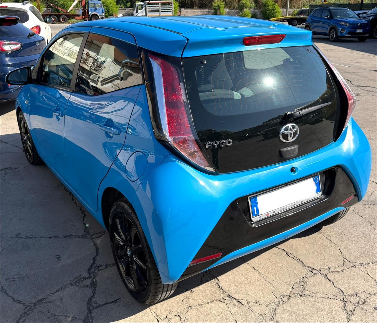 Toyota Aygo 1.0 VVT-i 69 CV 5 porte x-cool