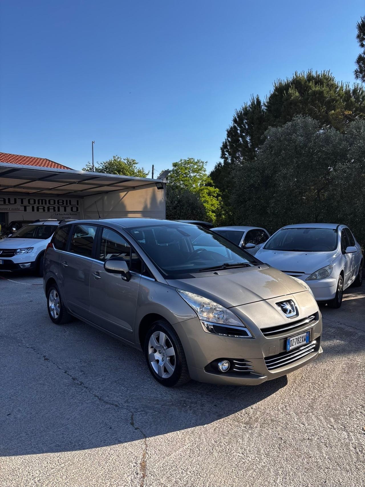 Peugeot 5008 2.0 HDi 150CV Business