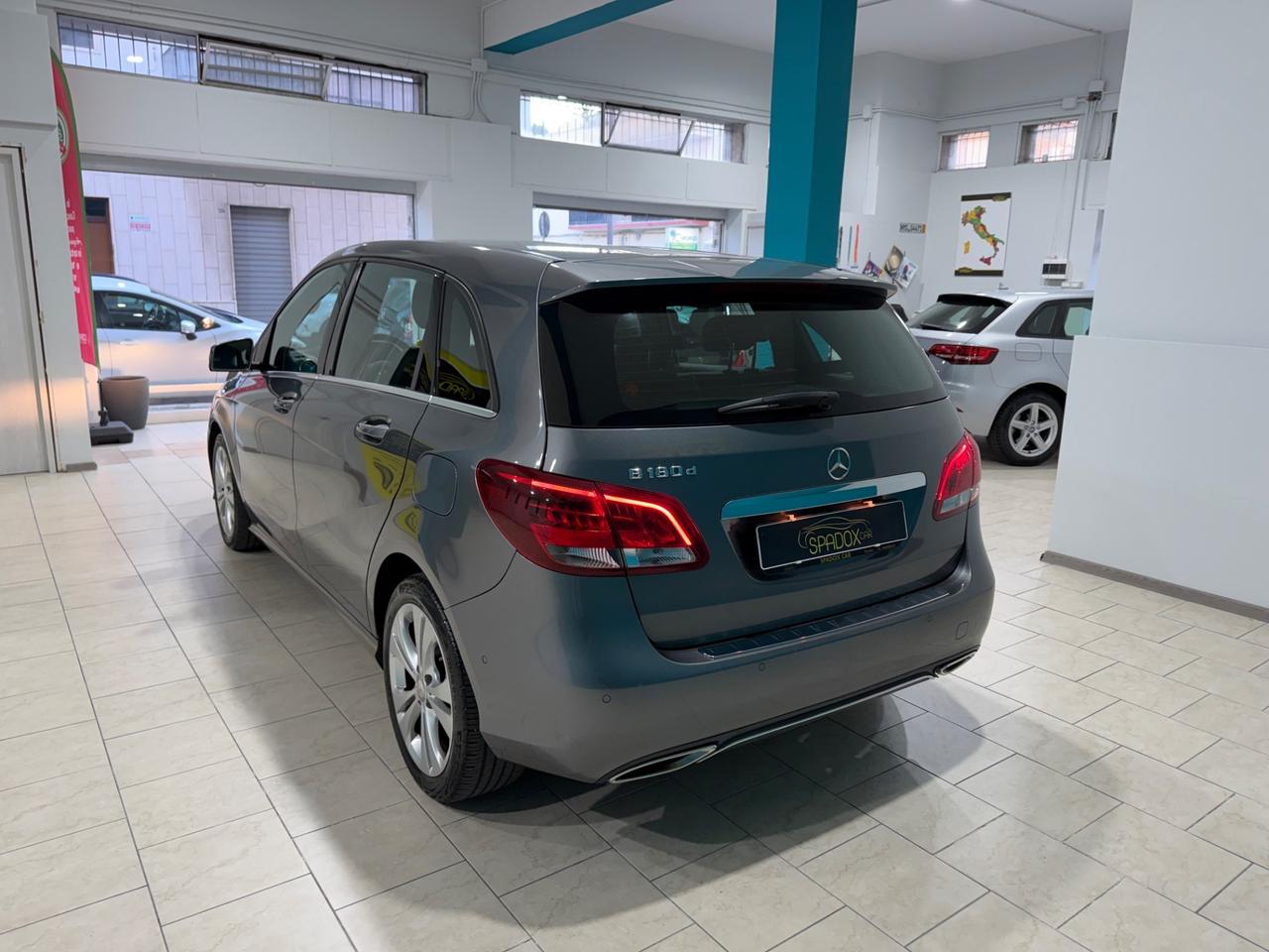 MERCEDES CLASSE B 2015 SPORT *AUTOMATICO