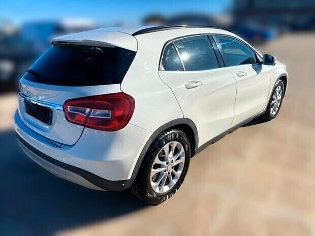 Mercedes-benz GLA 200 D Business