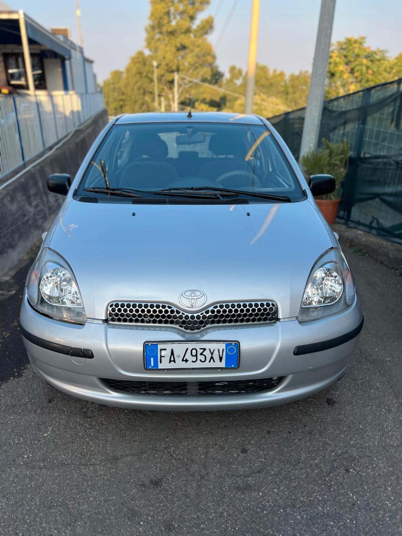Toyota Yaris Verso 1.3i 16V cat Sol
