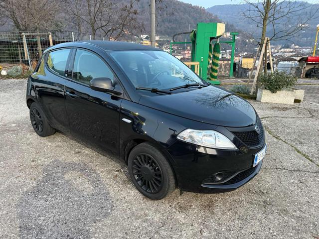 LANCIA Ypsilon 1.2 69 CV 5 porte S&S Elefantino Blu
