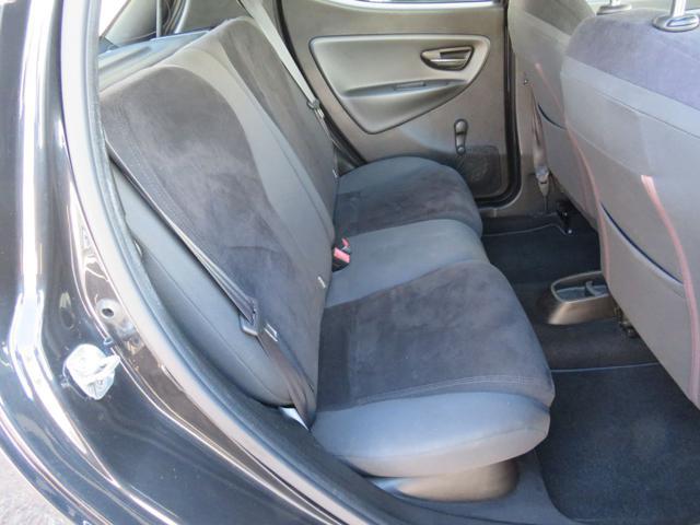 LANCIA Ypsilon 0.9 TwinAir Metano Ecochic Silver