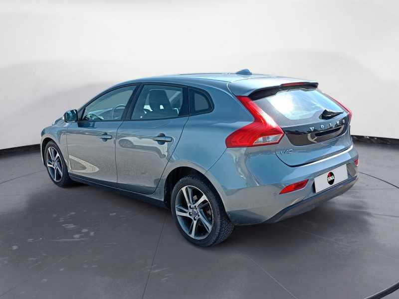 VOLVO V40 2.0 d2 Momentum geartronic my17