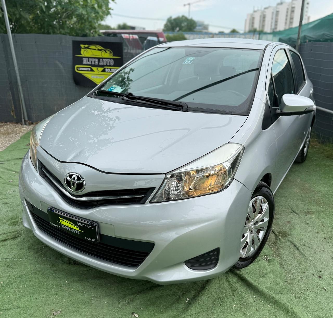 Toyota YARIS 1.0 BENZINA LOUNGE RETROCAMERA FULL
