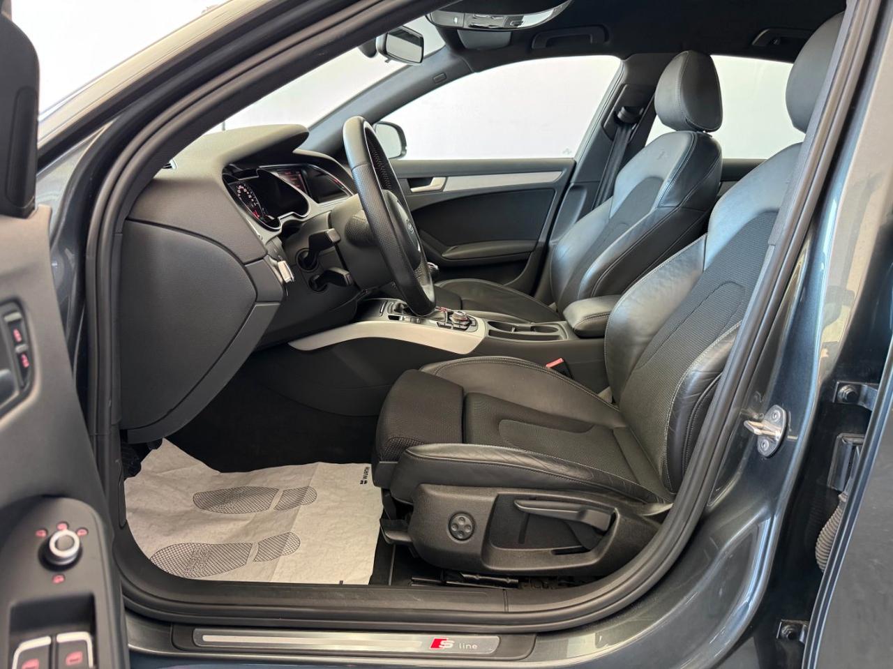 Audi A4 Berlina 2.0 tdi 143cv S-Line Soli 120000 km 1Prop