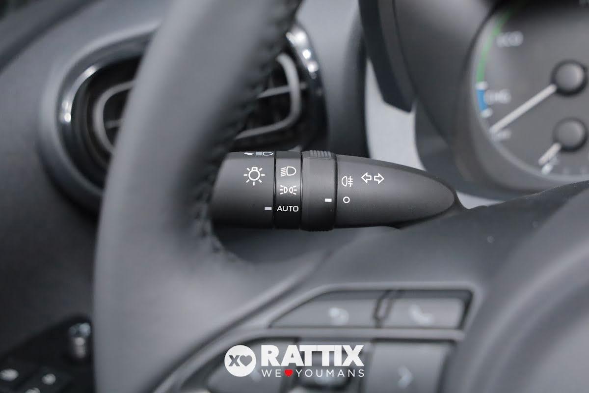 Toyota Yaris 1.5 Hybrid Active + Business Pack