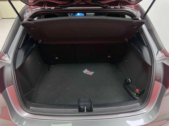 MERCEDES-BENZ A 180 D PREMIUM AUTO