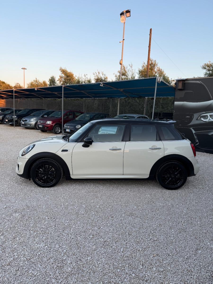 MINI - Mini - Cooper D Hype 5 porte