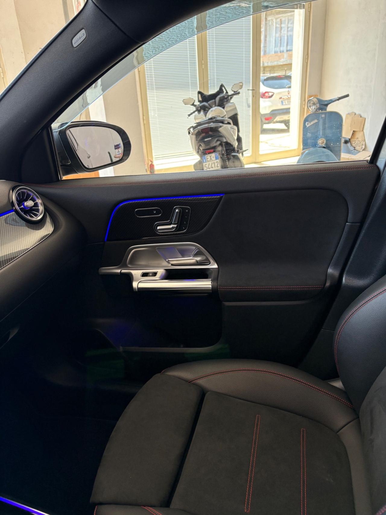 Mercedes-benz GLA 200 GLA 200 d Automatic 4Matic Sport Plus Tetto apribile full optional