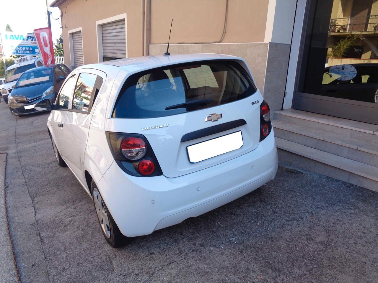 Chevrolet Aveo 1.2 70CV 5 porte (Neopatentati)