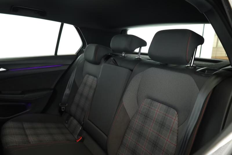 VOLKSWAGEN GOLF GTI DSG Nero LED Pano HUD Navi SHZ Kam 19" *AUTO SU ORDINAZIONE*