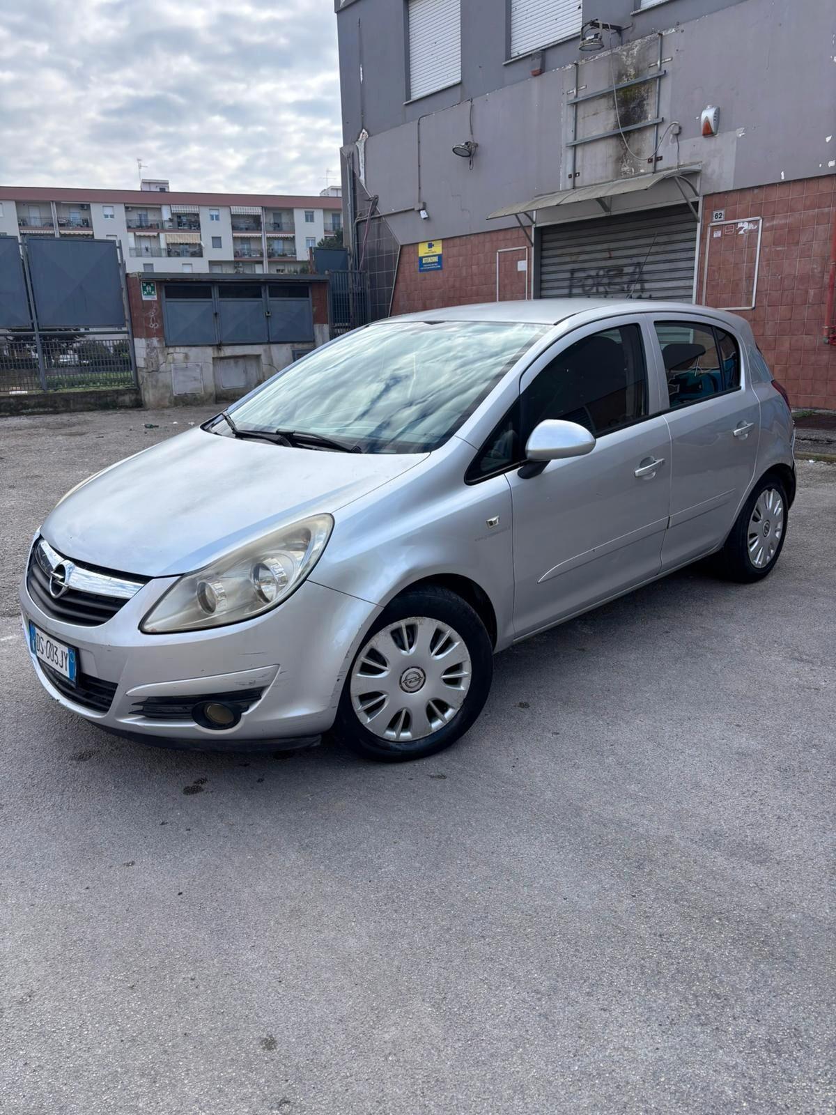 Opel Corsa 1.2i 16V cat 5 porte Club