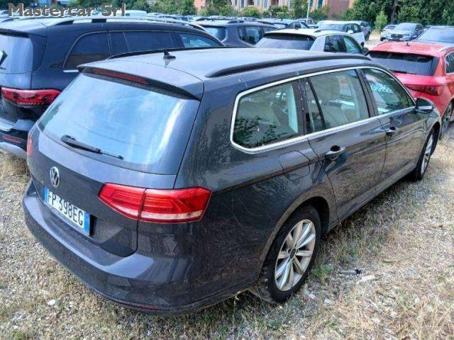 VOLKSWAGEN Passat Variant Passat VIII Variant 1.6 tdi Business Navi 120cv