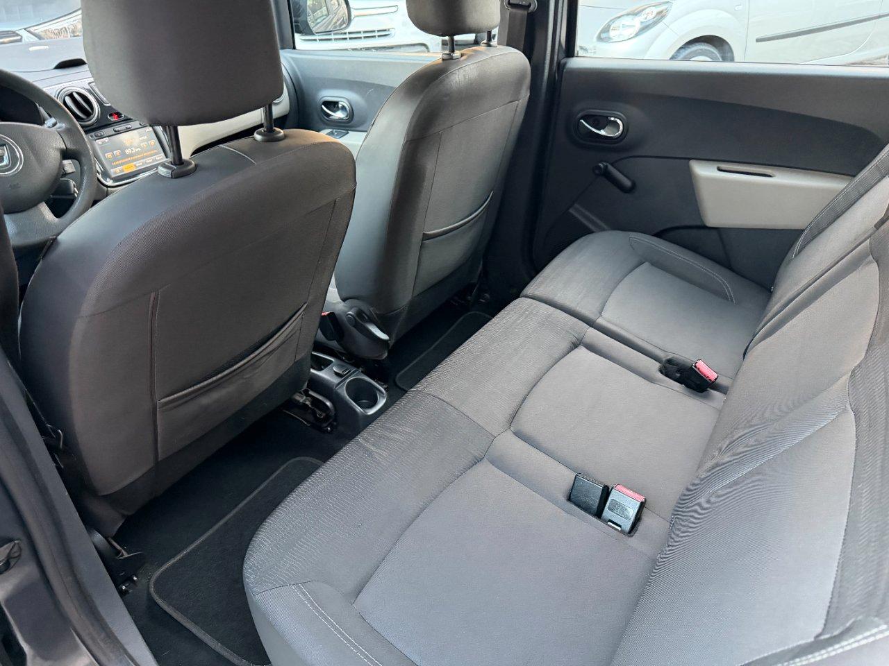 Dacia Lodgy 1.6 Laureate 85cv NAVI+PDC+CLIMA