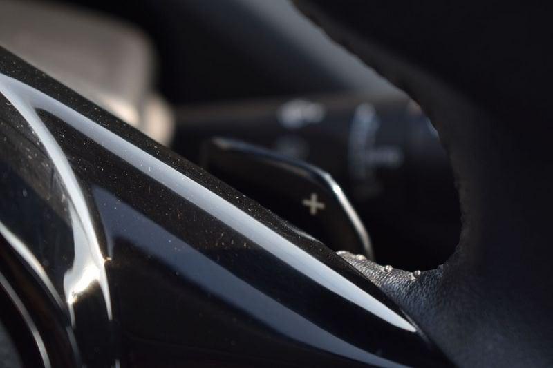 Peugeot 308 308 Hybrid 136 e-DCS6 Allure