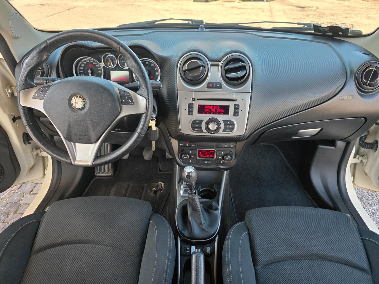 Alfa Romeo MiTo 1.4 105 CV M.air S&S Distinctive Sport Pack