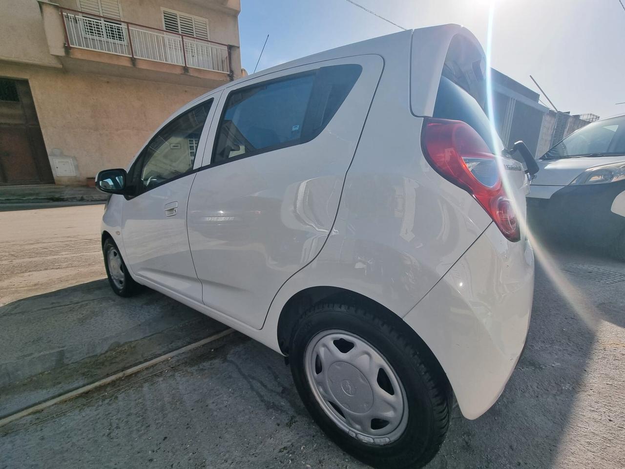 Chevrolet Spark 1.0 LT