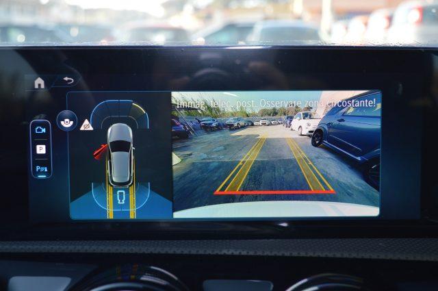 MERCEDES-BENZ A 180 d Automatic Business Extra Carplay