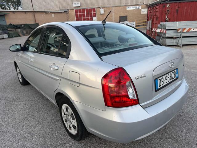 HYUNDAI Accent 1.4 4p. Active senza nessun lavoro da fare
