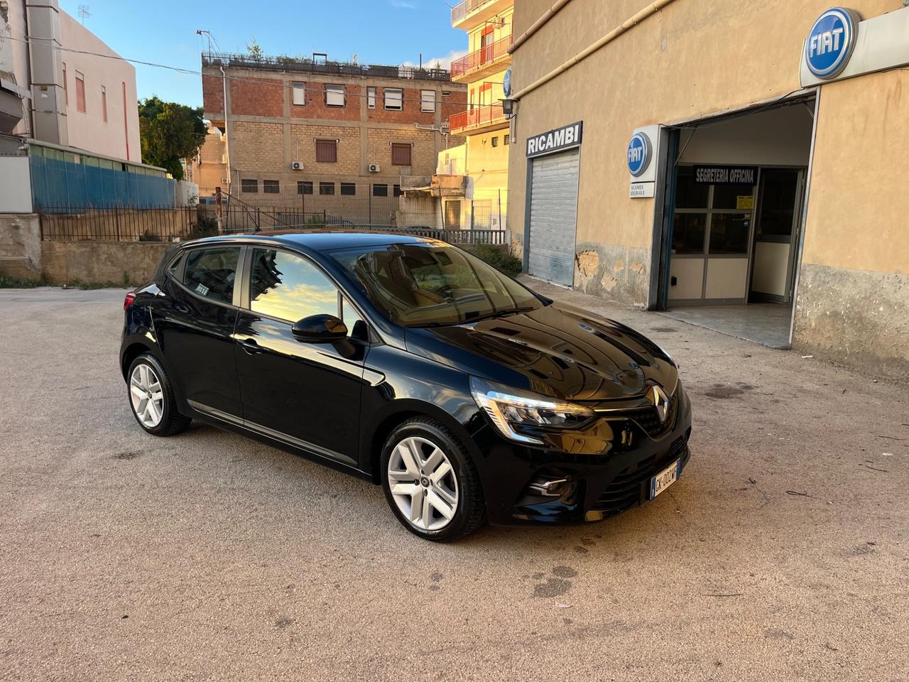 Renault Clio Blue dCi 100 CV Business