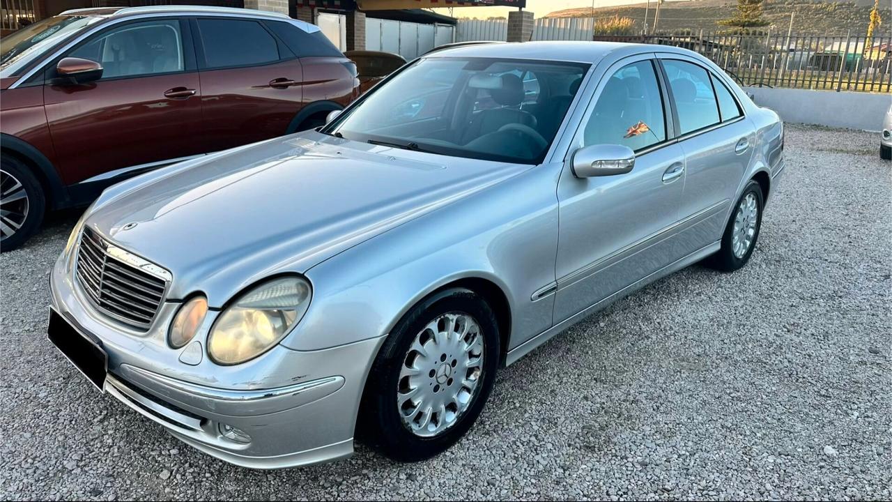 Mercedes-benz E 270 280 CDI cat EVO Elegance