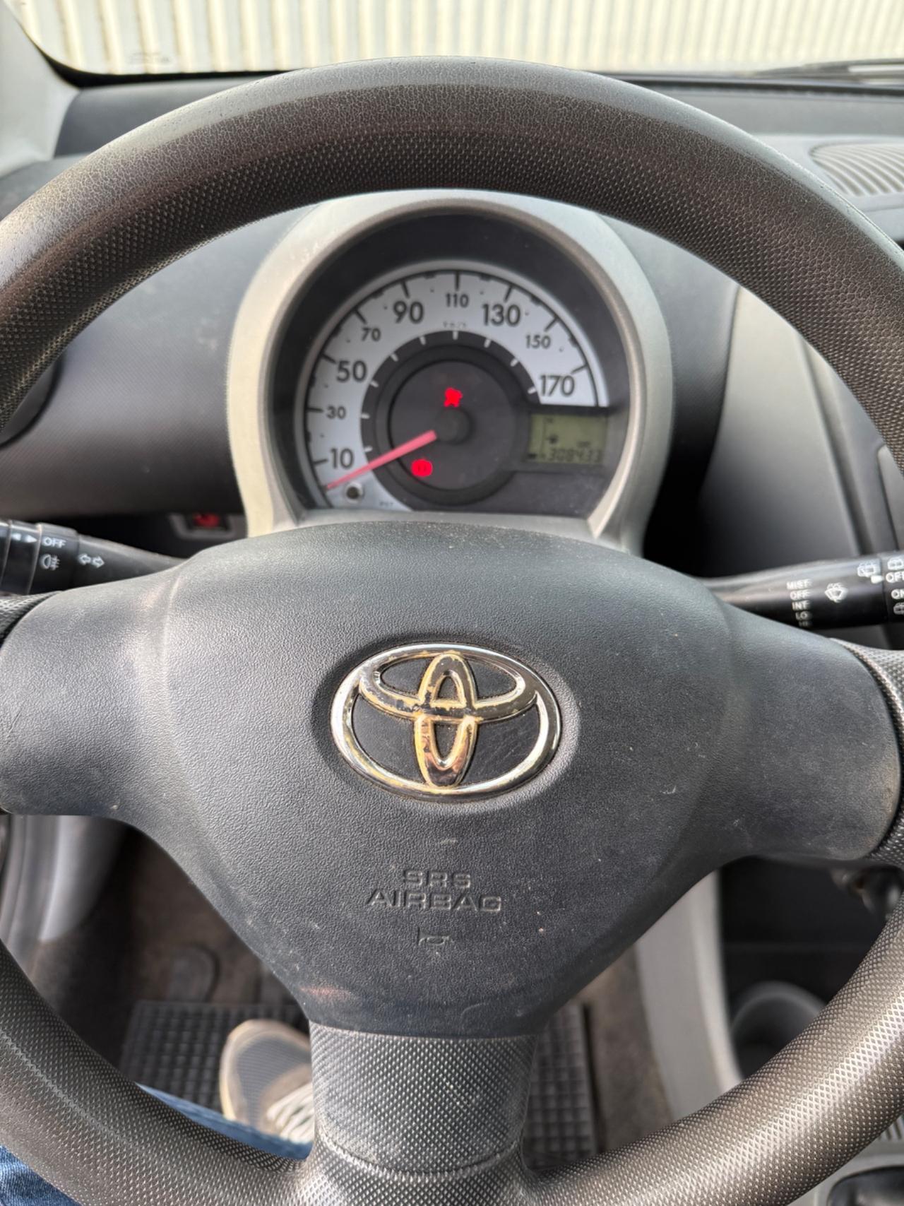 Toyota Aygo 1.0 12V VVT-i 5 porte Sol