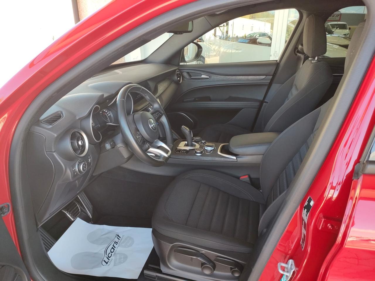 Alfa Romeo Stelvio 2.2 Turbodiesel 160 CV AT8 RWD Super Business