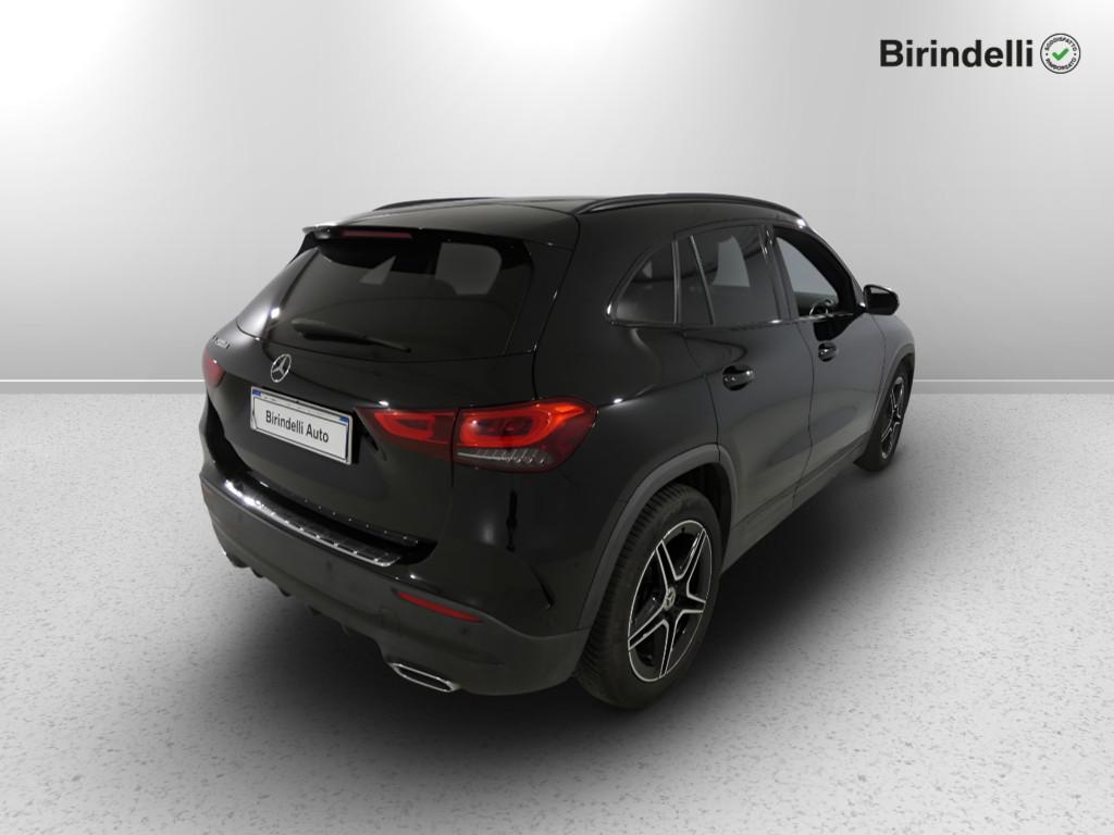 Mercedes-Benz GLA (H247) - GLA 200 d Automatic Premium