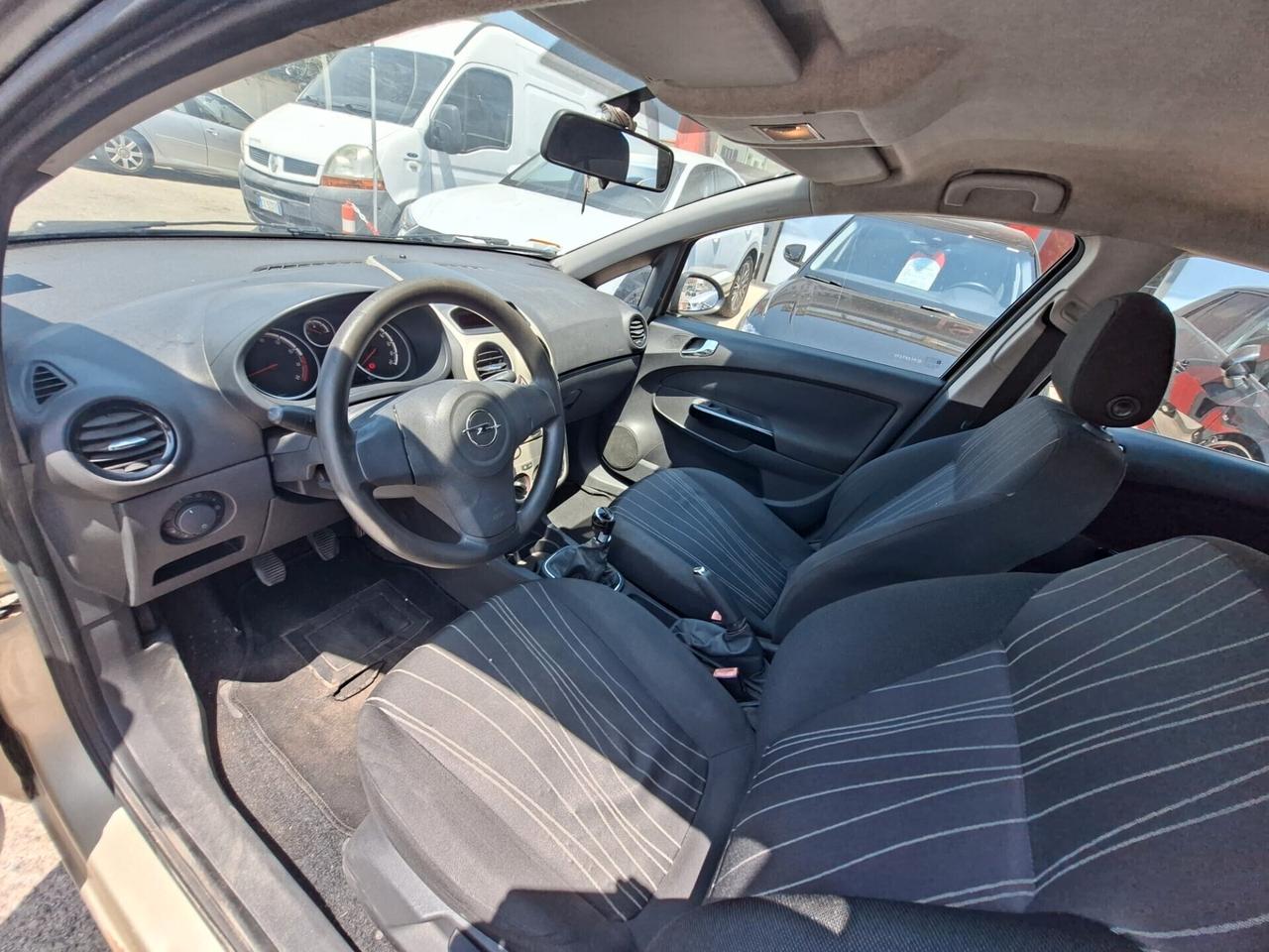 Opel Corsa 1.2 5 porte 80cv