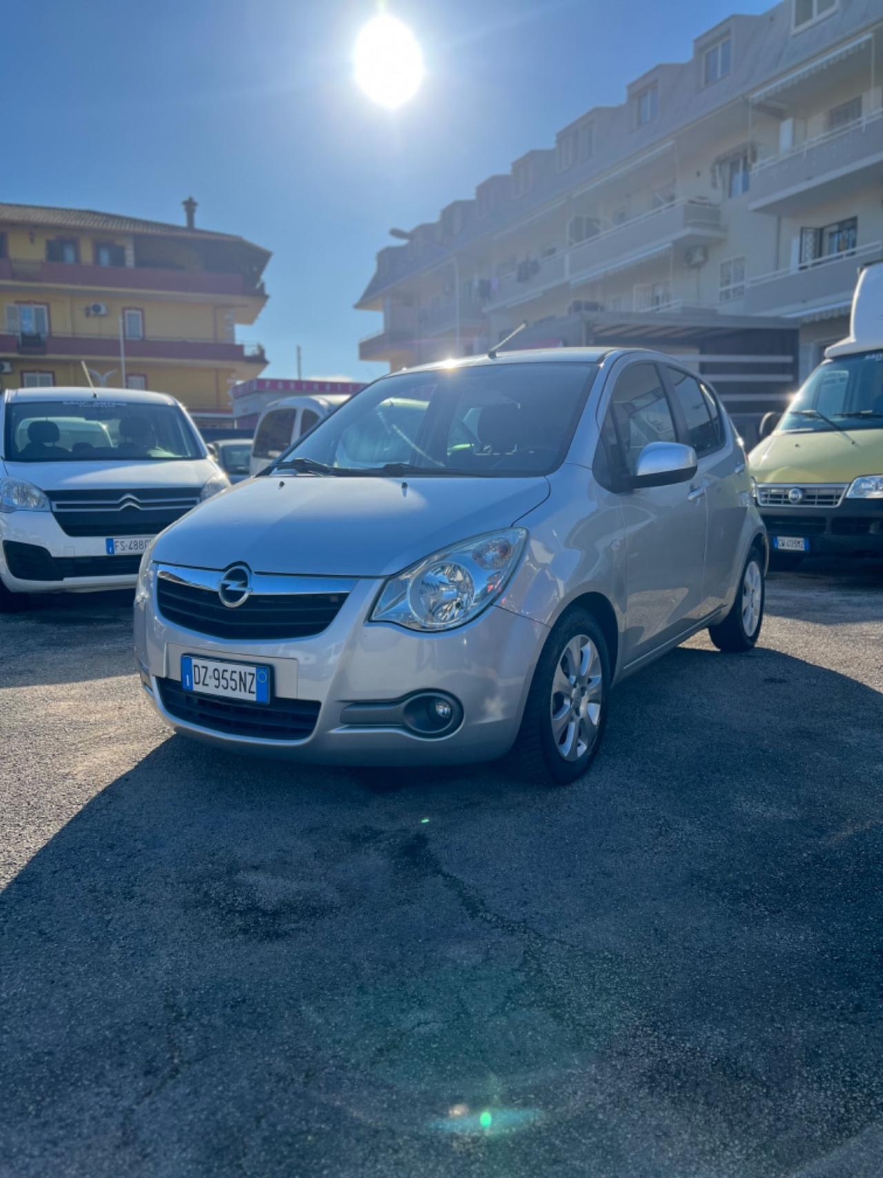 Opel Agila 1.0 12V 65CV Enjoy Pari al nuovo