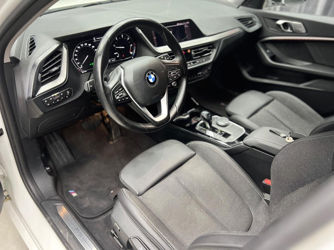 Bmw 118 118d 5p. Sport