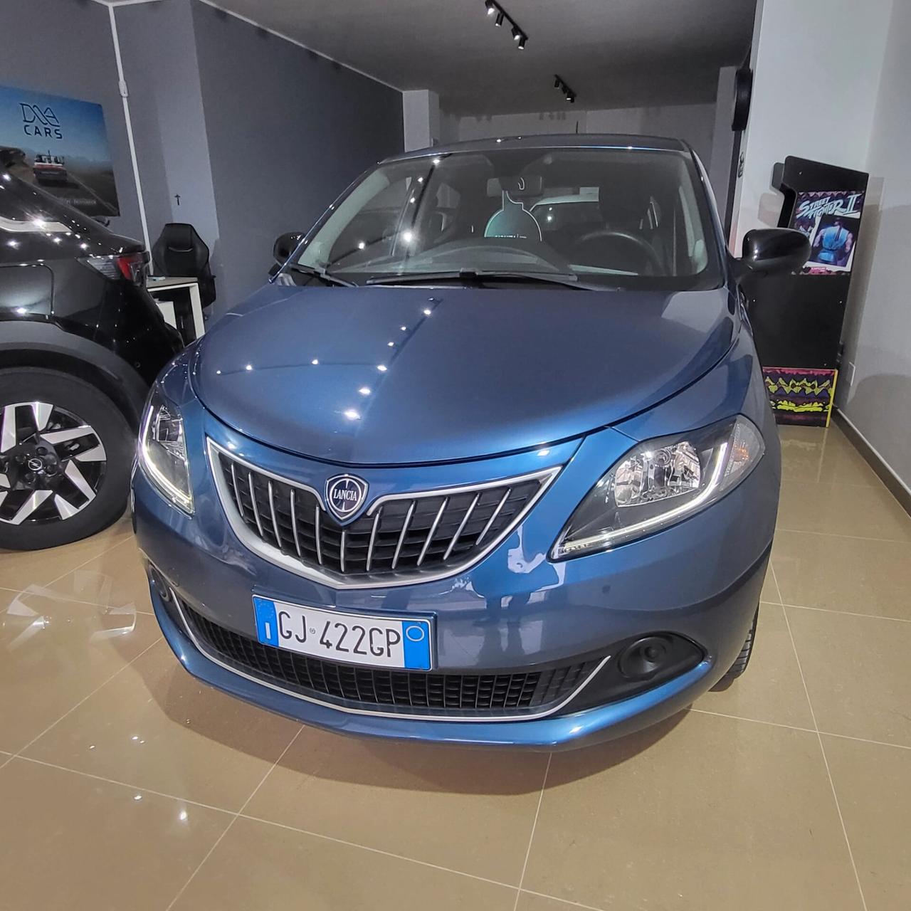 Lancia Ypsilon 1.0 FireFly 5 porte S&S Hybrid Ecochic A. Ferretti